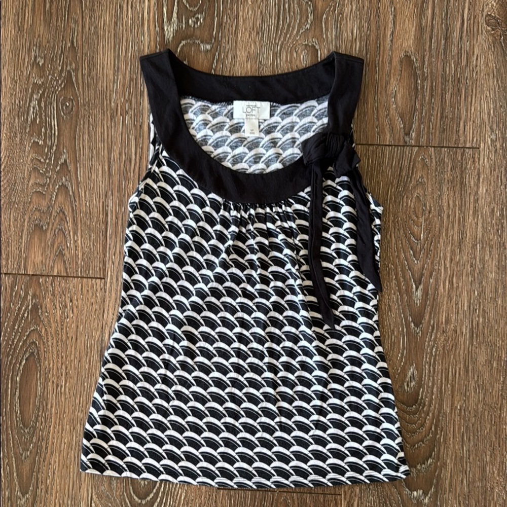 LOFT Black and White Tie Front Tank Top very soft. Petite sizing